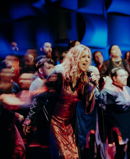 Coro Chile Gospel y Andrea Tessa presentan espectacular concierto de Navidad en el Teatro CA660