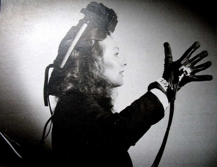 Nicole_Stenger_Virtual_Reality - copia