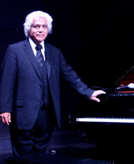 Roberto Bravo presenta Viaje Musical: de Bach a Piazzolla